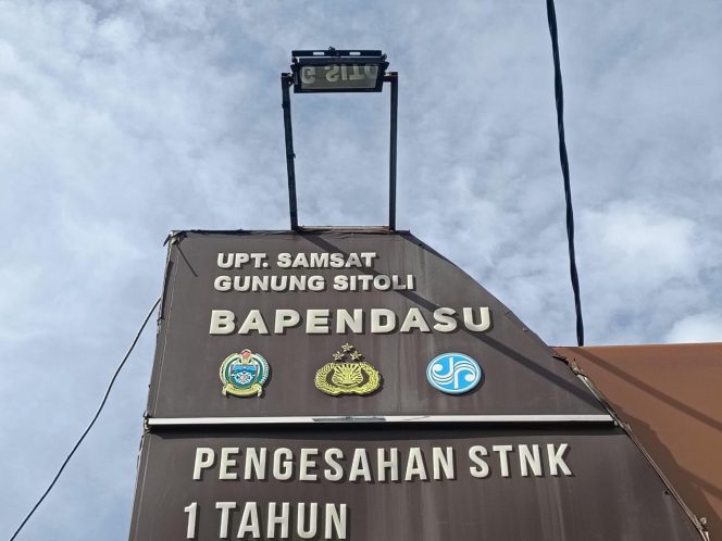 
					Diduga Pungli Berkedok Sistem, Samsat Gunungsitoli Tagih PKB Hingga 2027 Tanpa Dasar Hukum