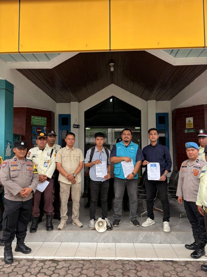 
					Petugas P2TL Dinilai Pungli Pelanggan, Mahasiswa Geruduk Kantor PLN ULP Kisaran